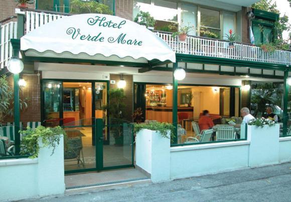 Hotel Verdemare Rimini Exterior photo