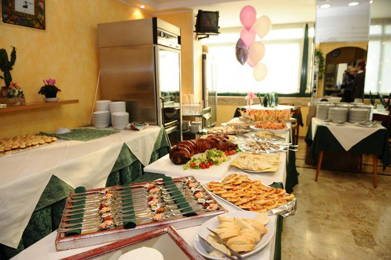 Hotel Verdemare Rimini Exterior photo